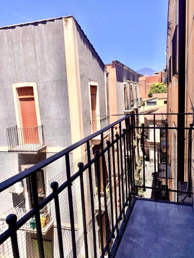 Suite Bellini Apartment คาตาเนีย ภายนอก รูปภาพ