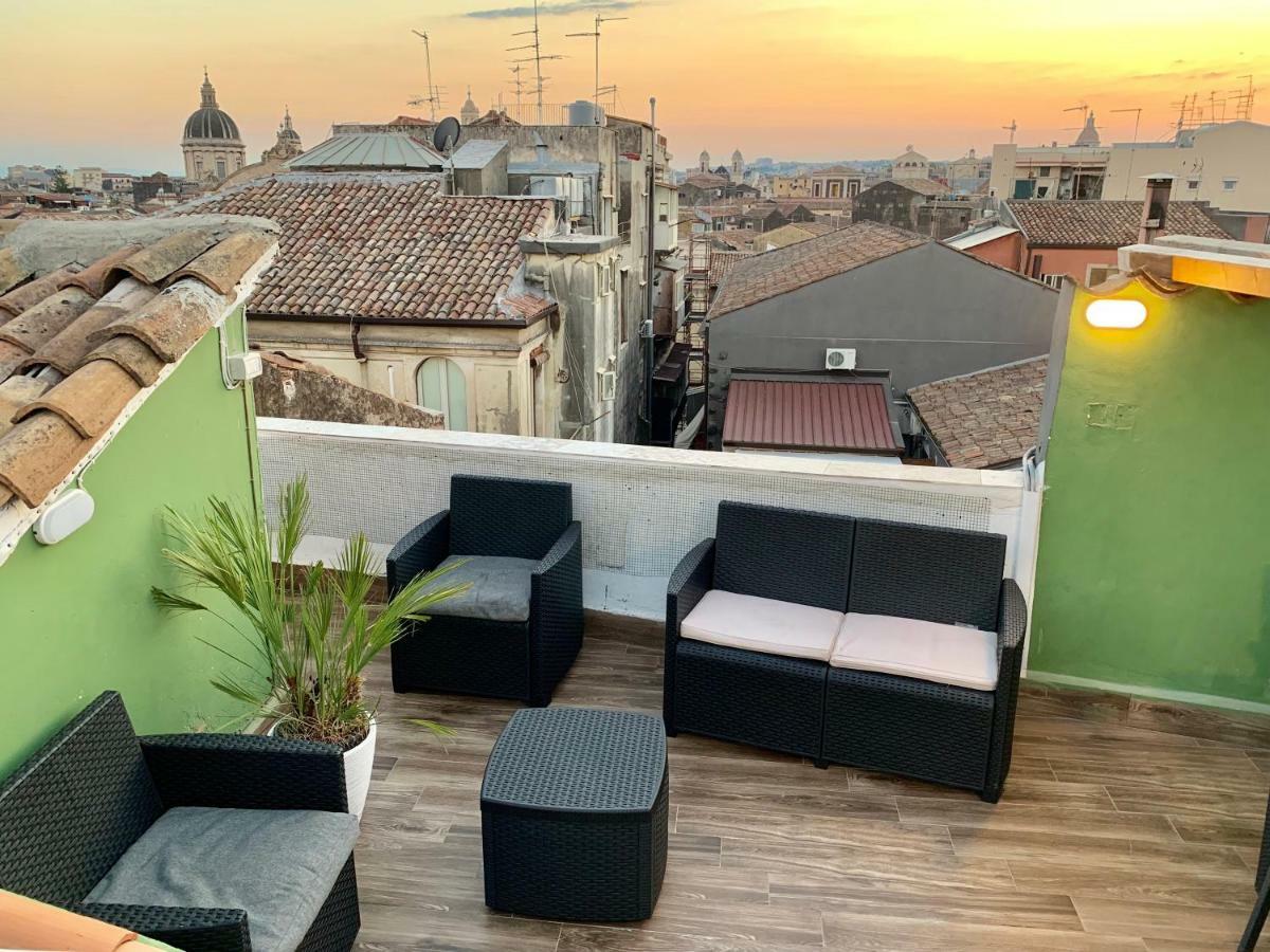 Suite Bellini Apartment คาตาเนีย ภายนอก รูปภาพ